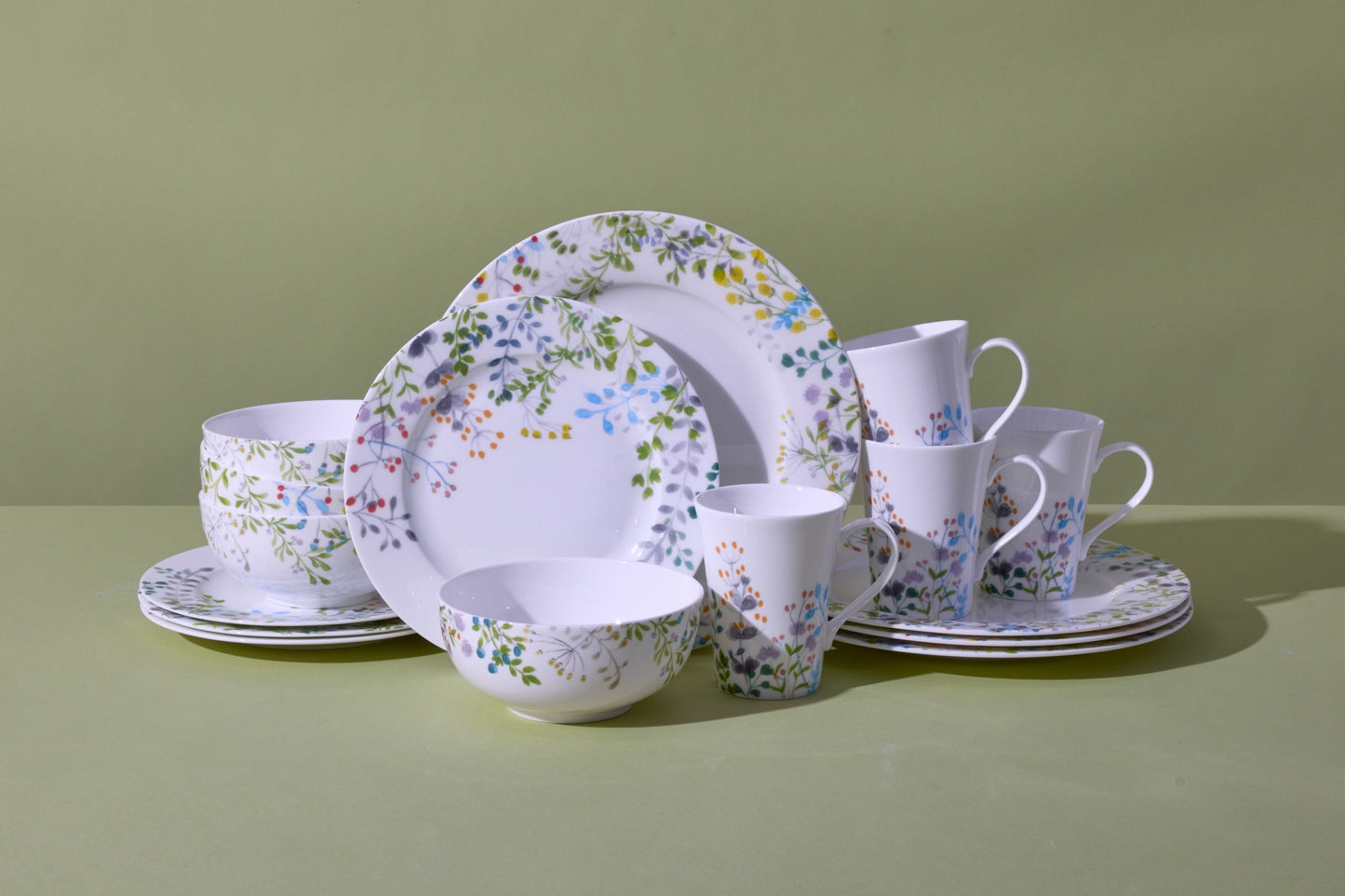 Tivoli Garden 16 Piece Dinnerware Set, Service for 4